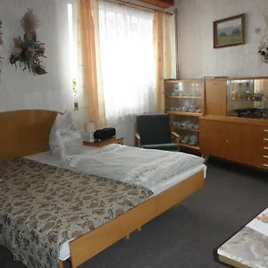 U Kaktusu 2*, Karlovy Vary Česká republika